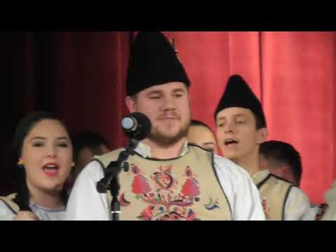 Colinde cu Ansamblul Folcloric Magura Codlea!