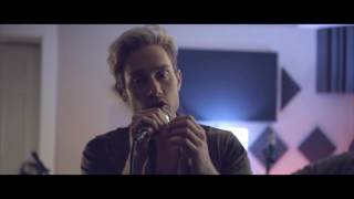 The Roads Below - I Want Us (Acoustic Sessions) The Roads Below - I Want Us (Acoustic Sessions)