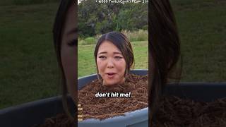 Download lagu Mizkif scares ExtraEmily mp3