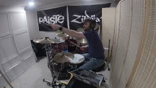 Strange blooper in paradise, Bruce Dickinson (skunkworks) - strange death in paradise