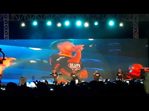 PERFORM BASSGILANO Membawakan Lagu HUT Kota BITUNG Di Festival Pesona Selat Lembeh 2018