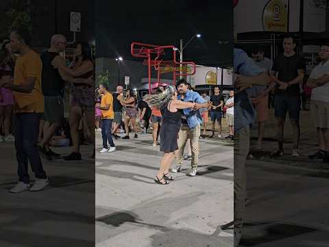Pião Vida Louca! Forro na Praça! #forró #brazil #dança #piseiro #dance #danca 59