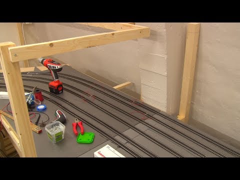 Building the tracks for the Main Station