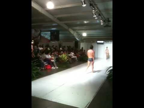 Damian marquez ss10 costa rica fashion week 09