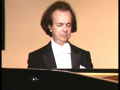 Cyprien Katsaris live at Carnegie Hall, New York - Chopin: Nocturne, Op. 9 No. 2