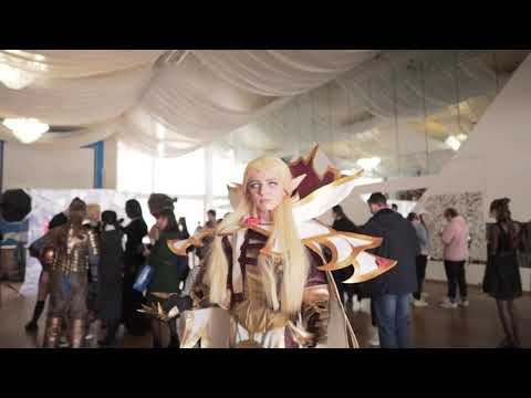 Invoker FEM cosplay