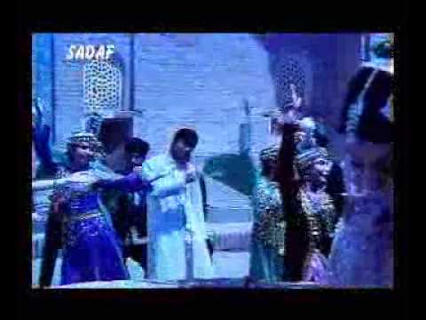 Poster chand saamne hai