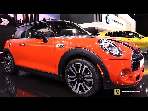 2019 Mini Cooper S - Exterior and Interior Walkaround - 2018 Detroit Auto Show