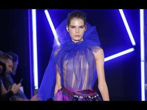 EMANUEL UNGARO Highlights Spring Summer 2018 Paris - Fashion Channel