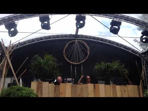 DJ Cuyper @ Qontinent 2013 Liberty White stage