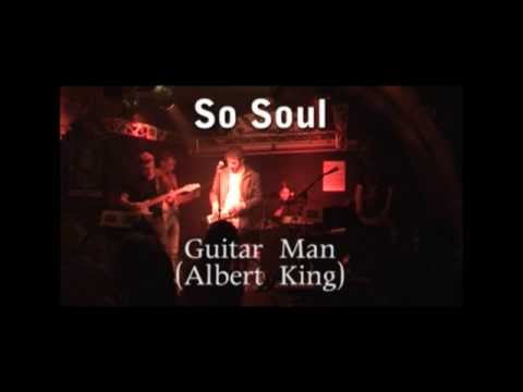 Guitar Man, par SoSoul, live at Le Cavern Club