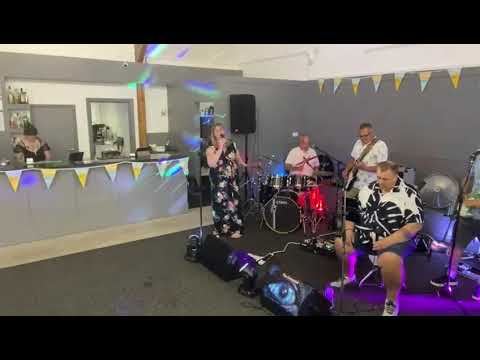 Covers MelC & Bryan Adams, Katy Perry, RHCP