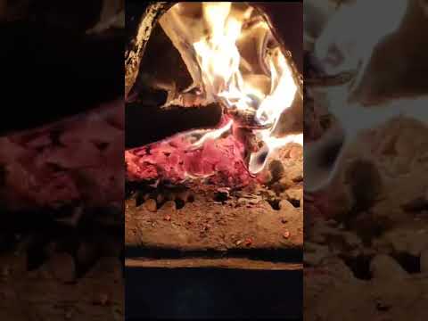 Focul din vatra bunicii.