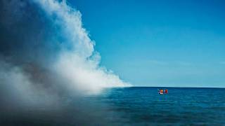 Mysterious Fog Surrounds an Island Full of People, And Whoever Tries To Cross It Dies