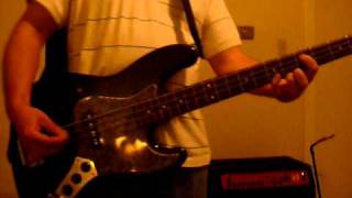 Cocteau Twins - &quot;The Itchy Glowbo Blow&quot; on bass