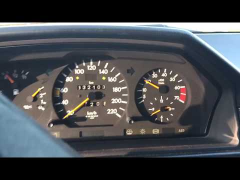Mercedes W124 230E Automatic 0-150 acceleration