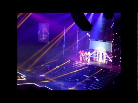 The X Factor Finalists end songs at Manchester Live Tour