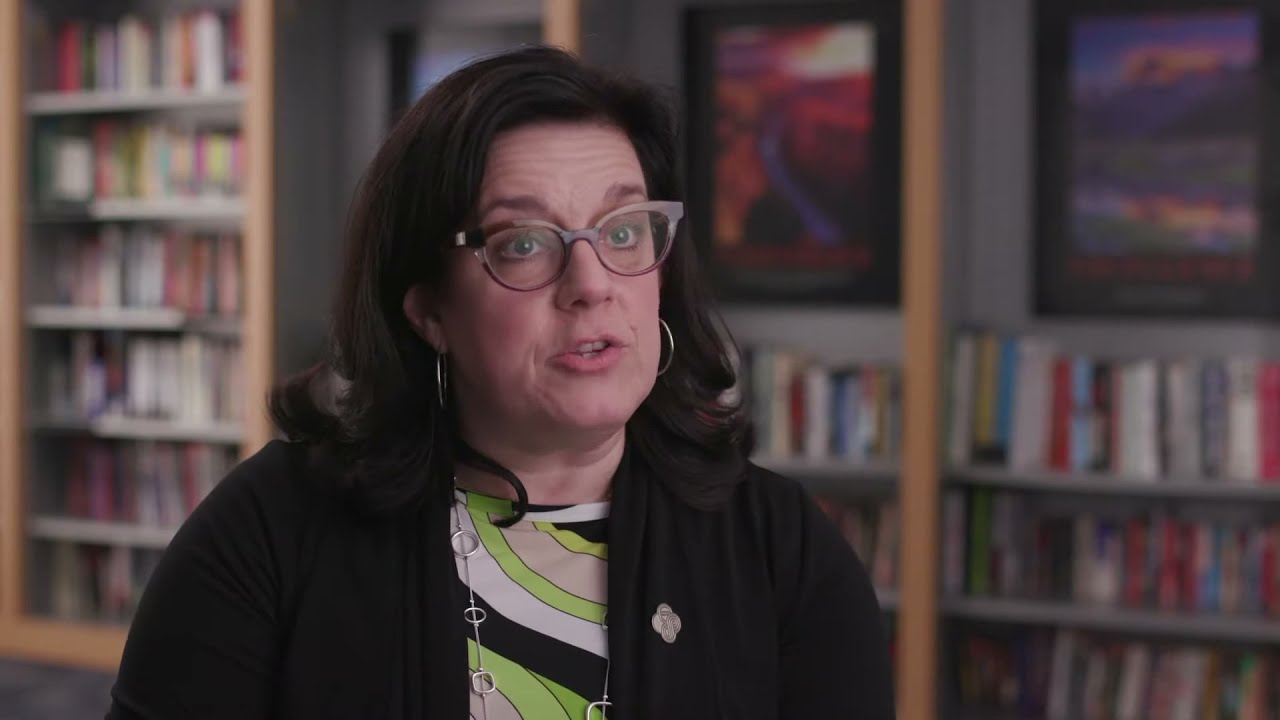 How does CECP help companies build a better world through business?