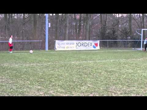 Overmaas F1 tegen DRL F1 op 28-02-2015 1e helft