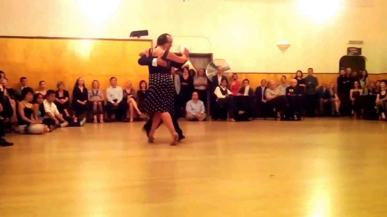 Video thumbnail for Maximiliano Cristiani and Virginia Pandolfi — "Qué te importa que te llore" — 1/2 at Verdi Club