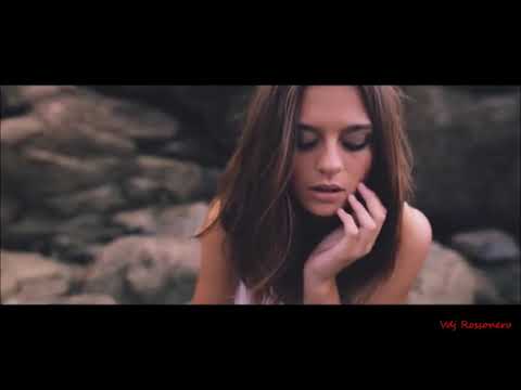 💋Zeni N 🍬 Living For The Moment🌠 Harvey Nash Remix