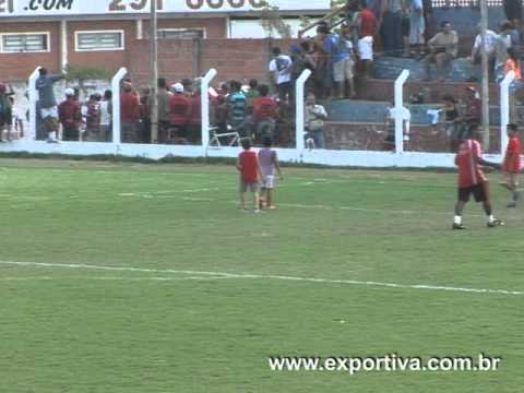 confusão entre torcedor do coxim x Operário 2013