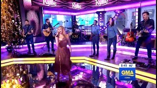 Kylie Minogue Performs &quot;Dancing&quot; (Live GMA)