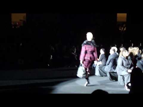 Milan Fahion Week Woman: Iceberg F/W 2010-2011 (I)