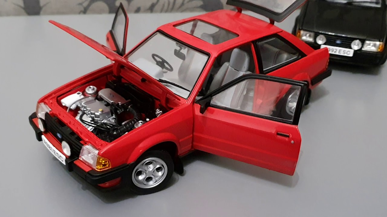 Ford Escort XR3i 1/18 double review Sunstar Diecast Models.
