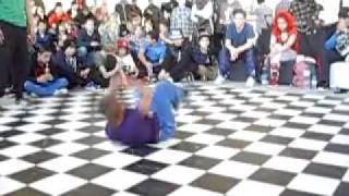 B-Boy Vik @ Raw Circles, Antwerp