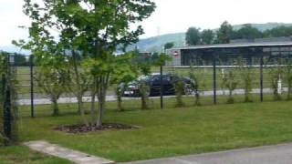 preview picture of video 'Bugatti Veyron sur le circuit de test de l'atelier de Molsheim'