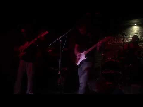 Guitar Lessons video.