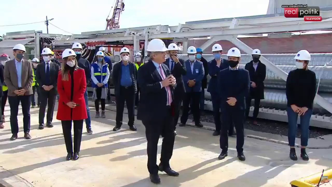 Alberto Fernández encabeza la bajada de una tunelera de AySA del sistema de Agua Sur