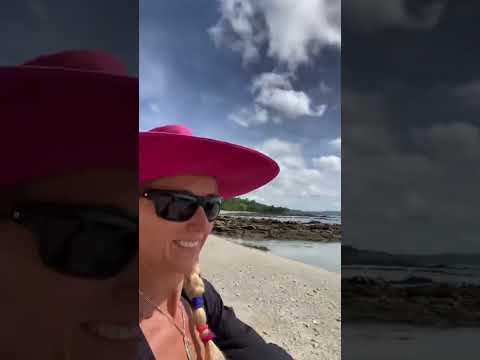 Cabuya Costa Rica - Horse Swimming #costaricaexpat #costaricatravel