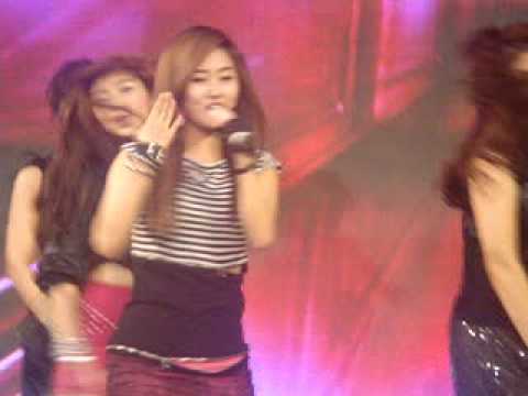 Hot Issue - 4Minute (포미닛)  @ SM Megamall (02.06.10)