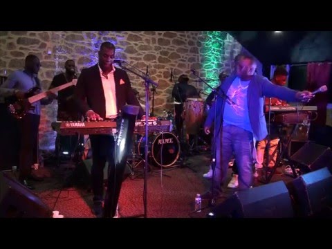 MELODEEK LIVE AU BLUE RED - UR21