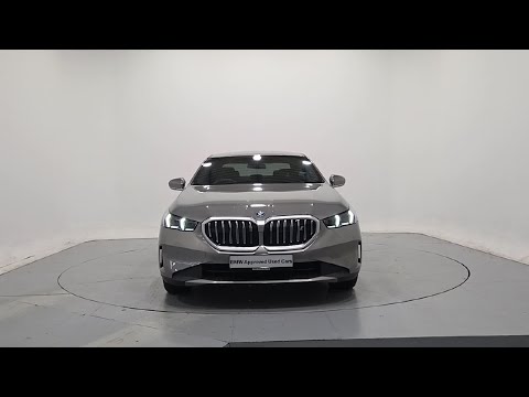 BMW 3-Series 330e M Sport Saloon - Image 2