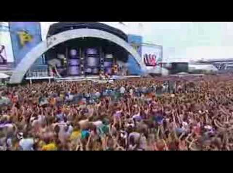 BUSTA RHYMES - TOUCH IT(LIVE ON THE BEACH 2006)