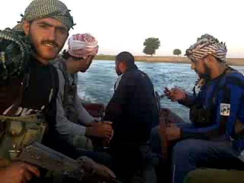 مقطع يظهر فيه سعيد أبو عزام قائد كتيبة لا غالب إلا الله في دير الزور