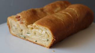 Storebought crescent rolls become the most buttery, cheesy garlic loaf ever