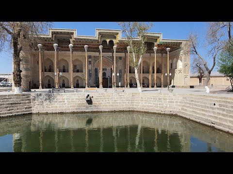 Mesquita Bolo-Hauz (século 18) em Bukhara