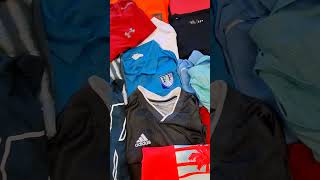Balík 36/26 – 5 Kg sportovní trička pro dospělé, 1. jakost + cream, 39 ks