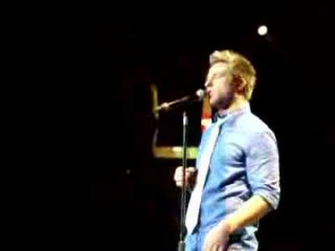 Blake Lewis-  Beatboxing/You Give Love A Bad Name