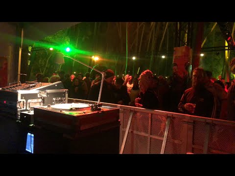 Gabre Selassie - Kingston Dub Club (jam) - This Kingstep (roots) @ 18" Corner (b) geel 050822
