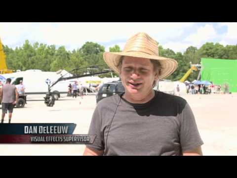 The Making of Marvel’s Captain America: Civil War – Pairing Up