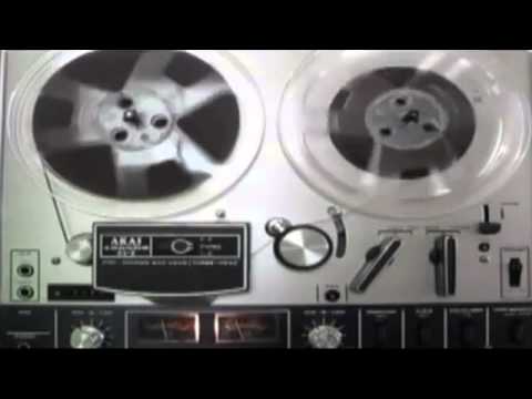 Snow Plow Wacky Morning Show -- May 28th, 2013 -- While My Keytar Gently Weeps