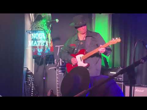 Noir Mates at The Albert, Brighton on Sun. 5/10/25.