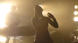 Charli XCX + SOPHIE - Round + Round [HD] LIVE HYPE HOTEL 3/17/16