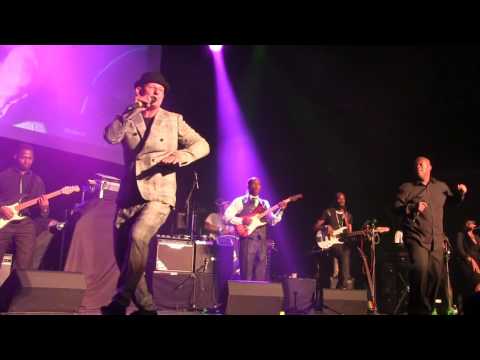 Tippa Irie & Papa Crook LIVE,  Hey Fatty Bum Bum.  ©Jen Jenny B