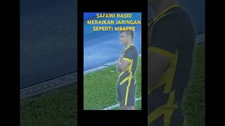 Download lagu SAFAWI RASID MENJARINGKN GOL DAN MERAIKAN JARINGAN SEPERTI MBAPPE #harimaumalaya #safawi mp3